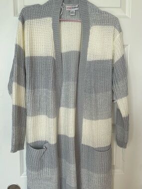EXCHANGE Gray and Cream Striped Open-Front Cardigan